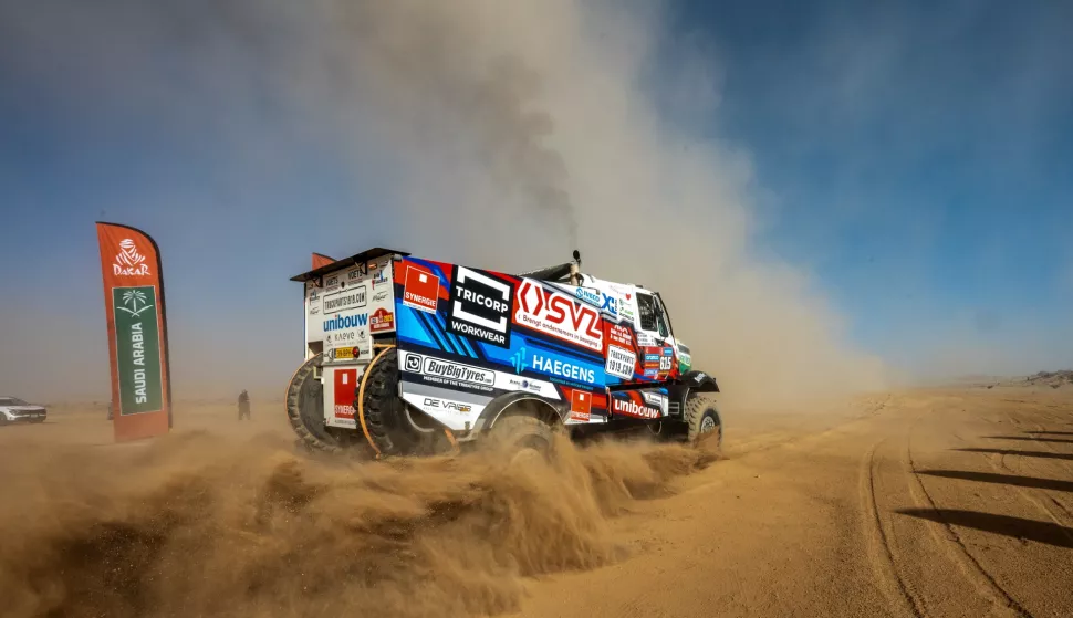 epa11807456 Dutch driver Maurik van den Heuvel, Dutch co-driver Wilko van Oort, and Dutch co-driver Martijn van Rooij drive their Scania Lonestar for Dakarspeed during the second stage of the 2025 Dakar Rally, in Bisha, Saudi Arabia, 05 January 2025. EPA/MARIE HESSEL