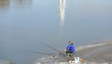 snimio Davor KIBEL,Osijek, 03.02.2017. Drava, Zimska luka, slobodnjak, pecaro