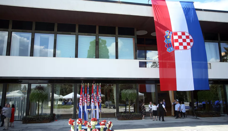 25.06.2018., Zagreb - U Uredu Predsjednice na Pantovcaku predsjednica Republike Hrvatske Kolinda Grabar-Kitarovic organizirala je svecani prijam prigodom Dana drzavnosti na kojem su se okupili mnogi ugledni gosti iz javnog, politickog, kulturnog i sportskog zivota. rPhoto: Goran Stanzl/PIXSELL 