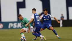 Zagreb, 21.07.2023 - Utakmica 1. kola HNL-a Dinamo - Hajduk. Na slici Jan Mlakar, Marko Bulat i Martin Baturina.foto HINA/ Damir SENČAR/ ik