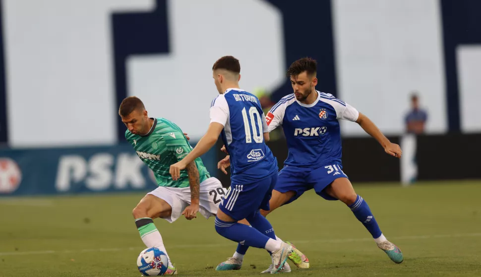 Zagreb, 21.07.2023 - Utakmica 1. kola HNL-a Dinamo - Hajduk. Na slici Jan Mlakar, Marko Bulat i Martin Baturina.foto HINA/ Damir SENČAR/ ik