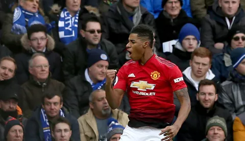 epa07340453 Manchester United's Marcus Rashford celebrates scoring the opening goal during the English Premier League soccer match between Leicester City and Manchester United at the King Power Stadium in Leicester, Britain, 03 February 2019. EPA/NIGEL RODDIS EDITORIAL USE ONLY. No use with unauthorized audio, video, data, fixture lists, club/league logos or 'live' services. Online in-match use limited to 120 images, no video emulation. No use in betting, games or single club/league/player publications