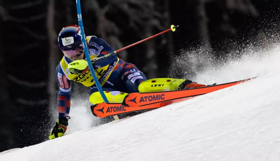 epa11813542 Filip Zubcic of Croatia in action during the first run of the Men's Slalom race for the FIS Alpine Skiing World Cup in Madonna di Campiglio, Italy, 08 January 2025. EPA/ANDREA SOLERO