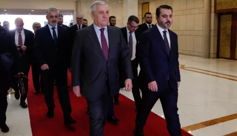 epa11816367 Italy's Foreign Affairs Minister Antonio Tajani (C) meets with Syria's Foreign Minister Asaad al-Shibani (R) in Damascus, Syria, 10 January 2025. Tajani is in Syria to meet with the country's new leaders. EPA/GIUSEPPE LAMI