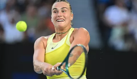 epa11819678 Aryna Sabalenka of Belarus in action during the Women's Singles first round match against Sloane Stephens of USA at the Australian Open Grand Slam tennis tournament in Melbourne, Australia, 12 January 2025. EPA/LUKAS COCH AUSTRALIA AND NEW ZEALAND OUT