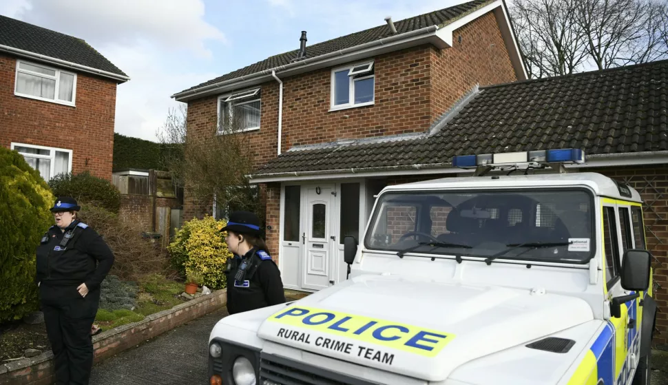 epa06584861 Police stand outside of an address believed to be the home of former Russian spy Sergei Skripal in Salisbury, Britain 06 March 2018. Media reports state that former Russian spy Sergei Skripal and daughter Yulia Skripal is in intensive care after allegedly being exposure to an unknown substance as they sat on a bench in the centre of Salisbury, southern England. Skripal, a former Russian intelligence officer, who had been sentenced to 13 years in prison on charges of spying for the the Britain and later in 2010 was exchanged in a spy swap. Sergei Skripal and his daughter Yulia Skripal were found unconscious on a bench in The Maltings shopping centre Salisbury. Police sealed the bench and closed a restaurant, in which he was seen eating. Both remain in a critical condition in intensive care. EPA/NEIL HALL