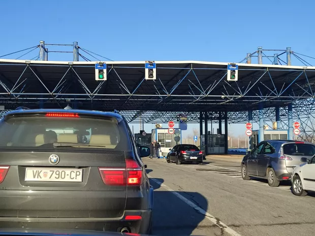 Granični prijelaz Ora&scaron;je, prosinac 2024.snimila Marija Le&scaron;ić Omerović