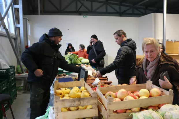 Prodaja domaćih proizvoda u novom i modernom prostoru