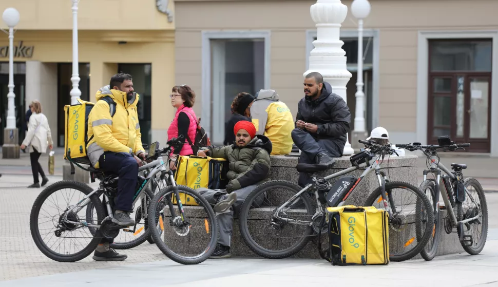 3.4.2024., Zagreb - Gradska svakodnevnica tijekom sunčanog prijepodneva u Zagrebu. Photo: Luka Batelic/PIXSELL