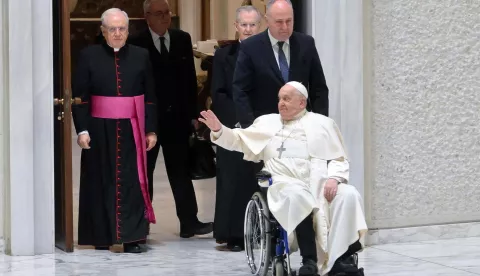 epa11825756 Pope Francis arrives to lead the weekly general audience in the Paul VI Hall, Vatican City, 15 January 2025. EPA/ALESSANDRO DI MEO