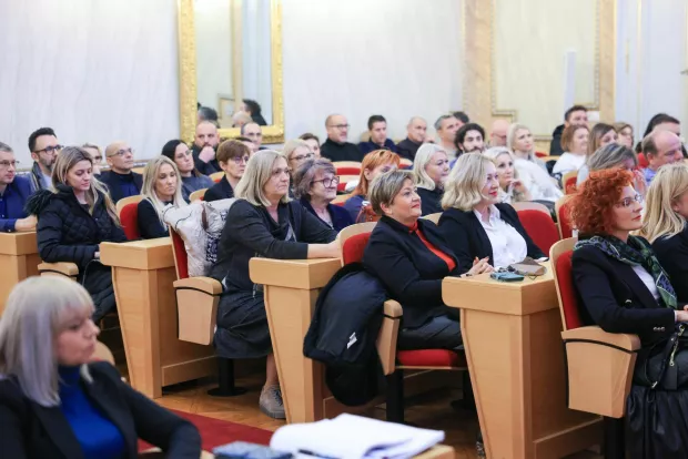 Sastanak s ravnateljima osnovnih i srednjih &scaron;kola kojima je OBŽ osnivačsiječanj 2025.OBŽ