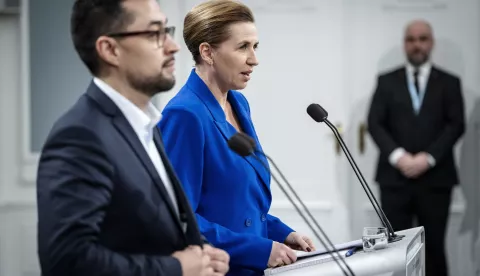 epa11817238 Denmark's Prime Minister Mette Frederiksen (R) and Greenland's Prime Minister Mute Bourup Egede (L) hold a joint press conference in the Mirror Hall of Christiansborg Palace in Copenhagen, Denmark, 10 January 2025. EPA/MADS CLAUS RASMUSSEN DENMARK OUT