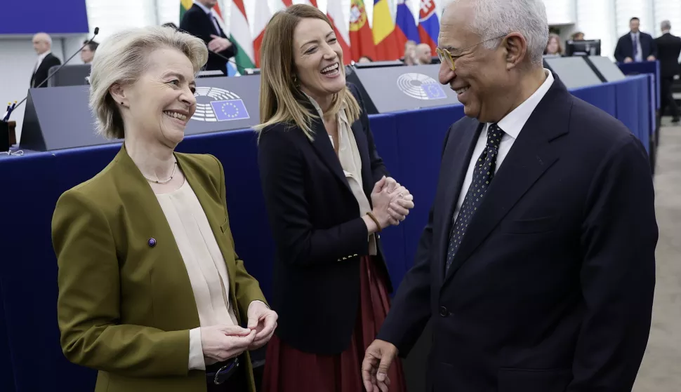 epa11843924 President of the European Commission Ursula von der Leyen (L), European Parliament President Roberta Metsola (C), and European Council President Antonio Costa before a debate on 'Conclusions of the European Council meeting of 19 December 2024' at the European Parliament in Strasbourg, France, 22 January 2025. The EU Parliament's session runs from 20 till 23 January 2025. EPA/RONALD WITTEK