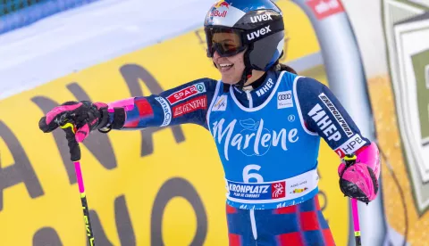 epa11842267 Zrinka Ljutic of Croatia reacts in the finish area during the Women's Giant Slalom race at the FIS Alpine Skiing World Cup in Kronplatz, Italy, 21 January 2025. EPA/ANDREA SOLERO