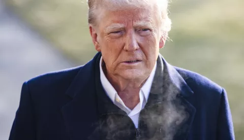 epa11849807 US President Donald Trump speaks to reporters as he departs the White House for North Carolina, where he is expected to tour hurricane damage, followed by a visit to tour fire damage in Los Angeles, in Washington, DC, USA, 24 January 2025. Trump spoke about the upcoming Congressional vote on his nominee for Department of Defense Hegseth. EPA/JIM LO SCALZO