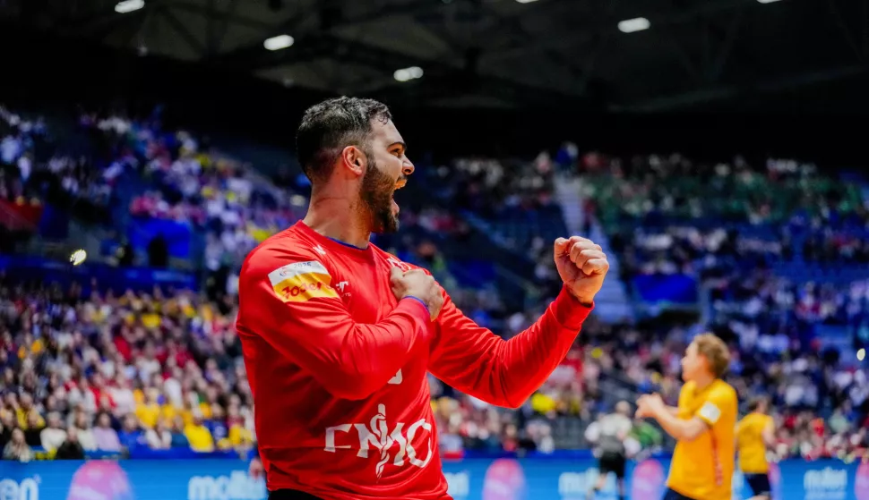 epa11850310 Brazil's Rangel Da Rosa during the IHF Men's Handball World Championship 2025 main round match between Sweden and Brazil, in Oslo, Norway, 24 January 2025. EPA/Beate Oma Dahle NORWAY OUT