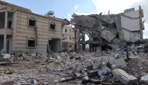 epa11838435 Destruction in Bint Jbeil after Lebanese authorities permitted the return of citizens who fled the city during the hostilities between Israel and Hezbollah, Bint Jbeil, southern Lebanon, 20 January 2025. A committee overseeing the ceasefire between Israel and Hezbollah declared Bint Jbeil and the town of Ainatha as 'safe areas' after the Lebanese army completed its deployment and allowed residents to return to their home villages. EPA/STR