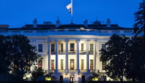 epa11798127 The flag over the White House flies at half-staff after former President Jimmy Carter died at the age of 100-years-old in Washington, DC, USA, 29 December 2024. Carter died on 29 December 2024 at his home in Plains, Georgia, The Carter Center confirmed. Carter was the 39th US President and a winner of the Nobel Peace Prize. He was also the longest-lived president in US history. EPA/JIM LO SCALZO