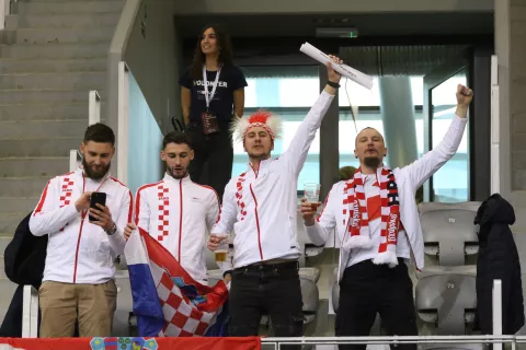 Osijek, 31. 01. 2025, SD Gradski vrt, tenis, Davis Cup, prvi dan. Hrvatska - Slovačka, Duje Hajduković i Lukas Klein. snimio GOJKO MIITĆ