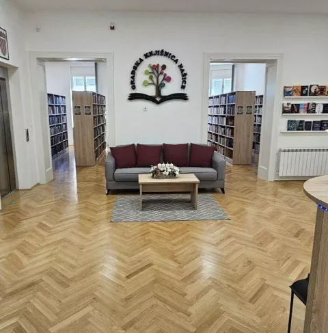 Gradska knjižnica Našice