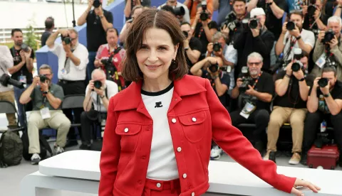 Info - Juliette Binoche, présidente du jury du 78e Festival de Cannes - Juliette Binoche au photocall de "La Passion de Dodin Bouffant" lors du 76ème Festival International du Film de Cannes, France, le 25 mai 2023. © Jacovides-Moreau/Bestimage Celebrities at the photocall of "The Pot-Au-Feu" during the 76th International Cannes Film Festival. May 25th, 2023. Photo: JACOVIDES-MOREAU/BESTIMAGE/BESTIMAGE