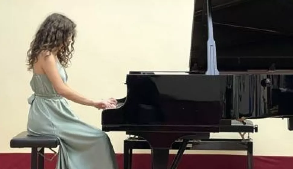 Osijek, 21. 11. 2022, Glazbena skola Franje Kuhaca, Dan skole, klavir, izvodjac - Lucija PejicSNIMIO BRUNO JOBST