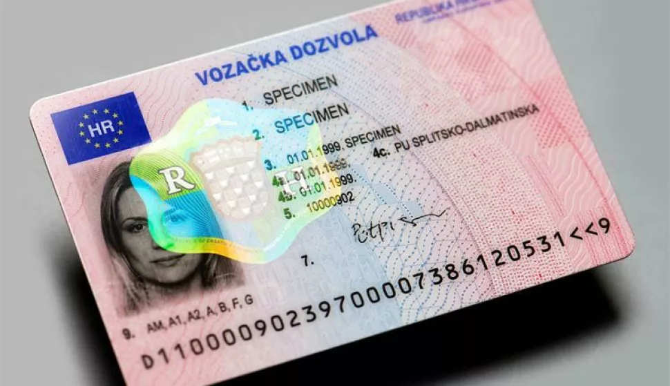 Srbin Hrvatici nabavio lažnu vozačku dozvolu, ilustracija