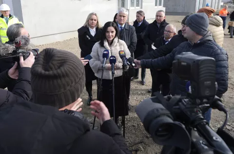Petrijevci, 10. 02. 2025., Pročiščavać otpadnih voda, Petrijevci, izgradnja uređaja za pročišćavanje otpadnih voda, obilazak, Marija Vučković - ministrica zaštite okoliša i zelene tranzicijeSNIMIO BRUNO JOBST