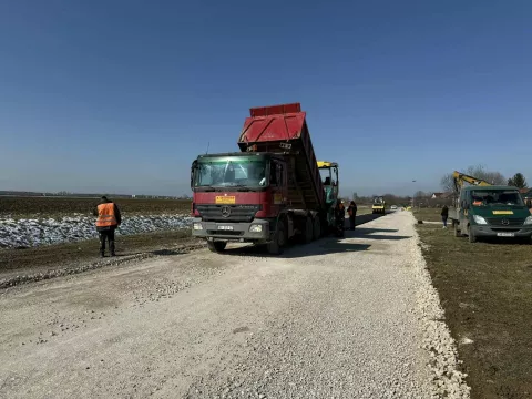 VINKOVCI - Završni asfalt u cijeloj dužini Ulice lipa na Kanovcima, a slijede radovi na SlavijiVELJAČA 2025.