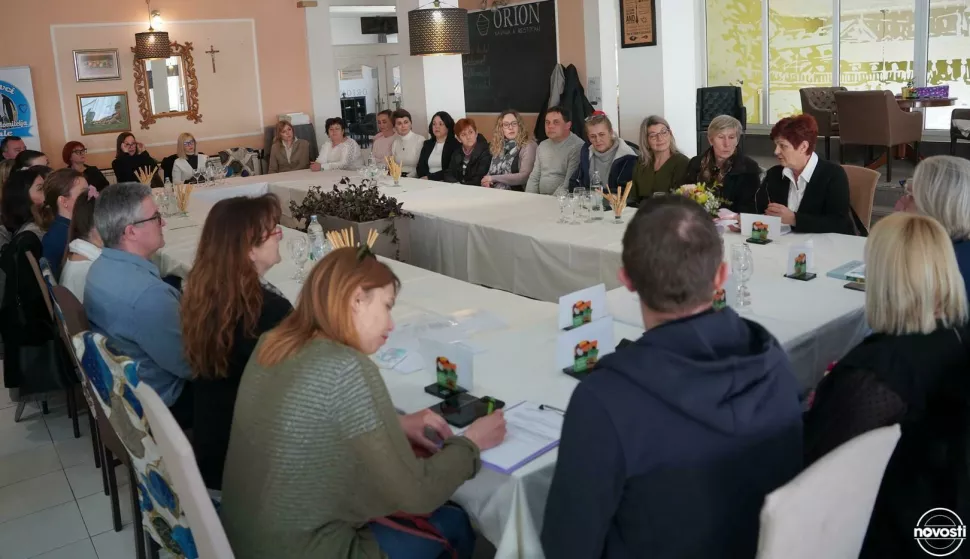 Vinkovci, 21. 2. 2025. - Okrugli stol o udomiteljstvu "Udomitelji 24/7"