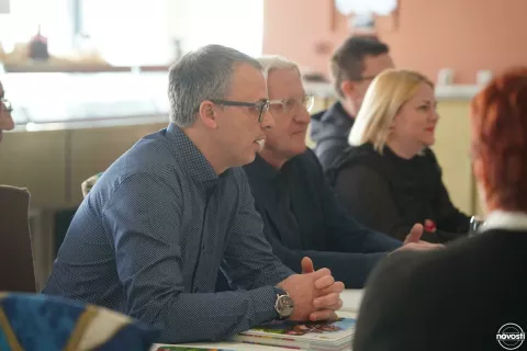 Vinkovci, 21. 2. 2025. - Okrugli stol o udomiteljstvu "Udomitelji 24/7"