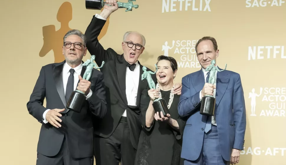 epa11920422 Actors (L-R) Sergio Castellitto, John Lithgow, Isabella Rossellini, and Ralph Fiennes in the press room after the cast from the movie 'Conclave' won the SAG award for 'Outstanding Performance by a Cast in a Motion Picture' during the 31st annual Screen Actor Guild Awards at the Shrine Auditorium in Los Angeles, California, USA, 23 February 2025. The annual SAG Awards presents 13 awards exclusively to actors in TV and film. EPA/ALLISON DINNER
