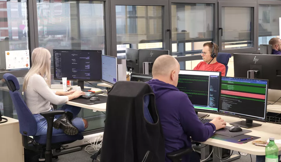 Ericsson Nikola Tesla