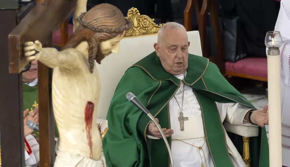 epa11884237 Pope Francis holds a mass for the Jubilee of the Armed Forces at Saint Peters' square in the Vatican City, 09 February 2025. EPA/MASSIMO PERCOSSI