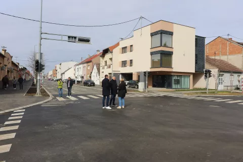Osijek, 01. 03. 2025, Križanje Gundulićeve i Dubrovačke ulice, Gradonačelnik Ivan Radić, obišao radilište od Rokove do Dubrovačke ulice.snimio GOJKO MITIĆ