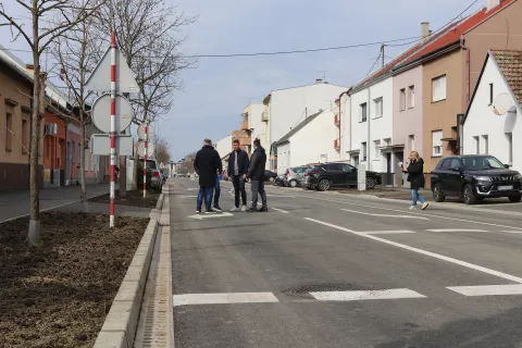 Osijek, 01. 03. 2025, Križanje Gundulićeve i Dubrovačke ulice, Gradonačelnik Ivan Radić, obišao radilište od Rokove do Dubrovačke ulice.snimio GOJKO MITIĆ