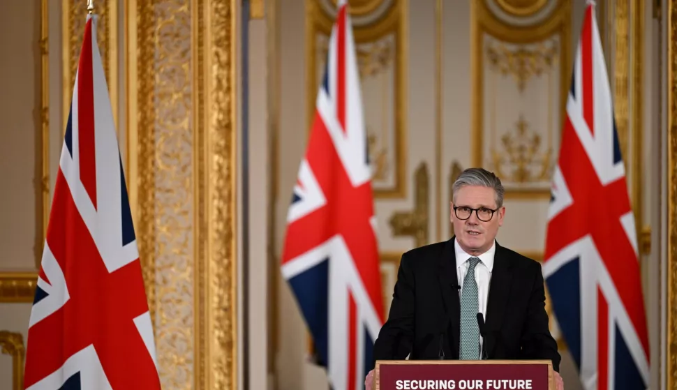 epa11935366 Britain's Prime Minister Keir Starmer speaks during a news conference following a summit on Ukraine at Lancaster House in London, Britain, 02 March 2025. Starmer is hosting a summit of European leaders in London to discuss the ongoing war in Ukraine. EPA/CHRIS J. RATCLIFFE/POOL