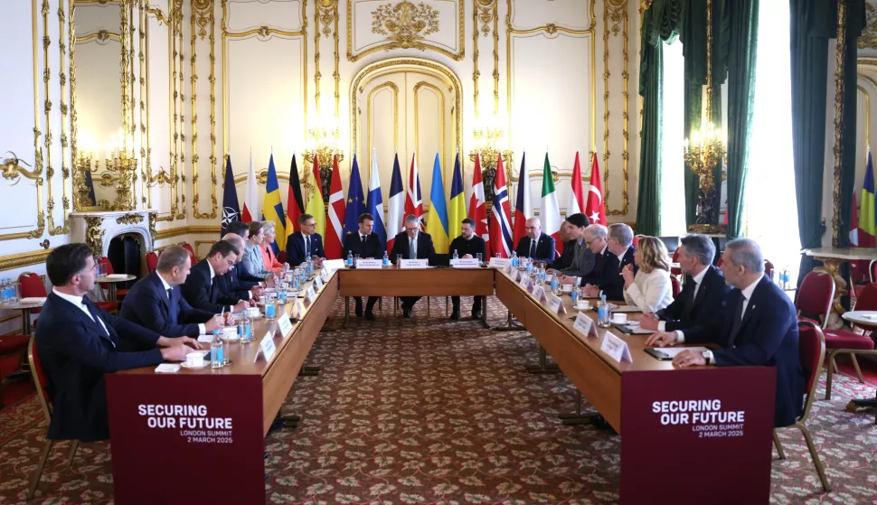 epa11935151 The plenary meeting as European leaders gather for a summit on Ukraine, at Lancaster House in London, Britain, 02 March 2025. The British prime minister is hosting a summit of European leaders in London to discuss the ongoing war in Ukraine. EPA/NEIL HALL/POOL