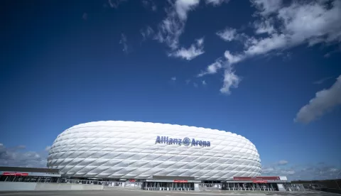epa08292115 General view of the Allianz Arena, stadium of German Bundesliga side Bayern Munich, in Munich, Germany, 13 March 2020. The German Football Association suspended all Bundesliga matches from 17 March until 02 April 2020 amid the coronavirus COVID-19 pandemic. This weekend's matches will be played behind closed doors. EPA/LUKAS BARTH-TUTTAS