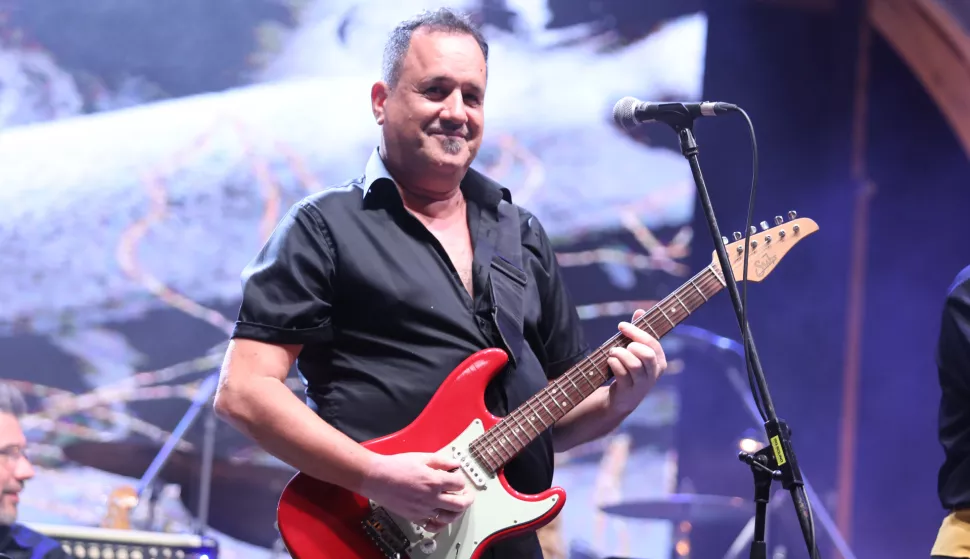 20.08.2023.,Sibenik-Na trgu Republike Hrvatske izmedju sibenske katedrale i gradske vjecnice odrzana je 26.dalmatinska sansona Sibenik 2023.Izvedeno je 25 novih skladbi.Neno BelanPhoto: Dusko Jaramaz/PIXSELL Photo: Dusko Jaramaz/PIXSELL