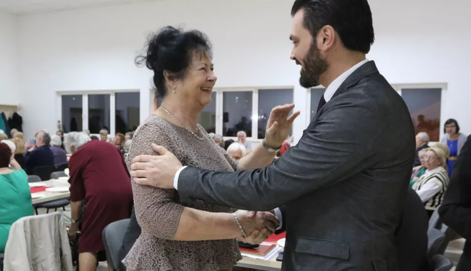 Josipovac, 07. 03. 2025, Hrvatski dom Josipovac. Dan žena - zabava. Marija Sužnjević i Dragan Vulin.snimio GOJKO MITIĆ