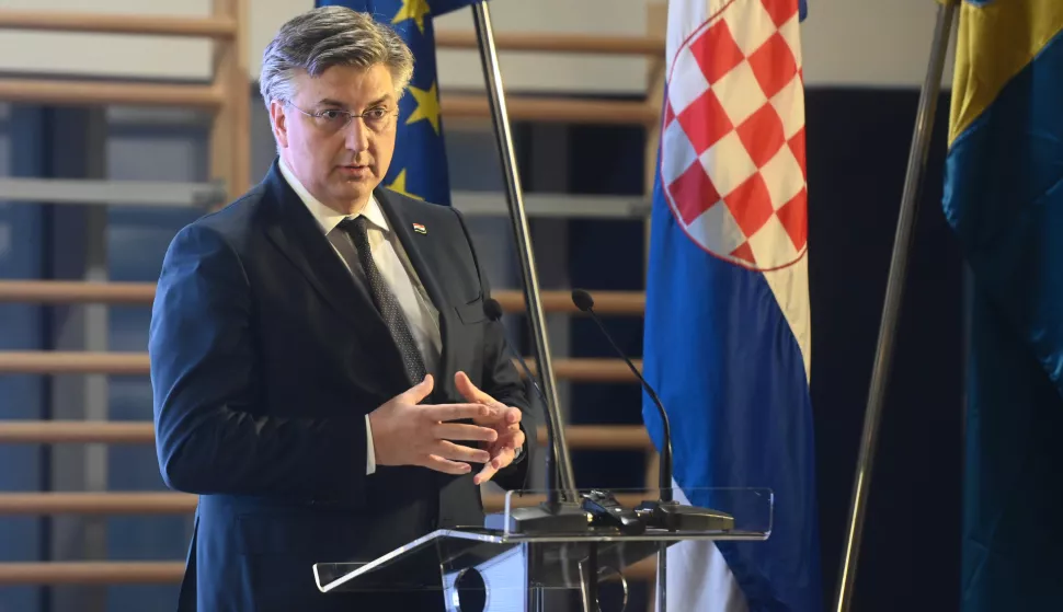Split, 1.03.2025. - Predsjednik Vlade Andrej Plenković sudjelovat će na svečanosti otvorenja Regionalnog centra kompetentnosti Turističko ugostiteljske škole Split. foto HINA/ Mario STRMOTIĆ/ MS