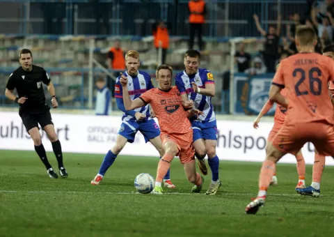 Zagreb, 8.3.2025.- Utakmica 25. kola HNL-a Lokomotiva - Osijek na stadionu u Kranj?evi?evoj ulici. foto HINA/ Lana SLIVAR DOMINI?/ ua