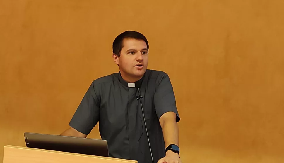 Biblijski susret u Vikarijatu, listopad 2023.Vlč. dr. dc. BenekovićSnimila: Nevenka Špoljarić