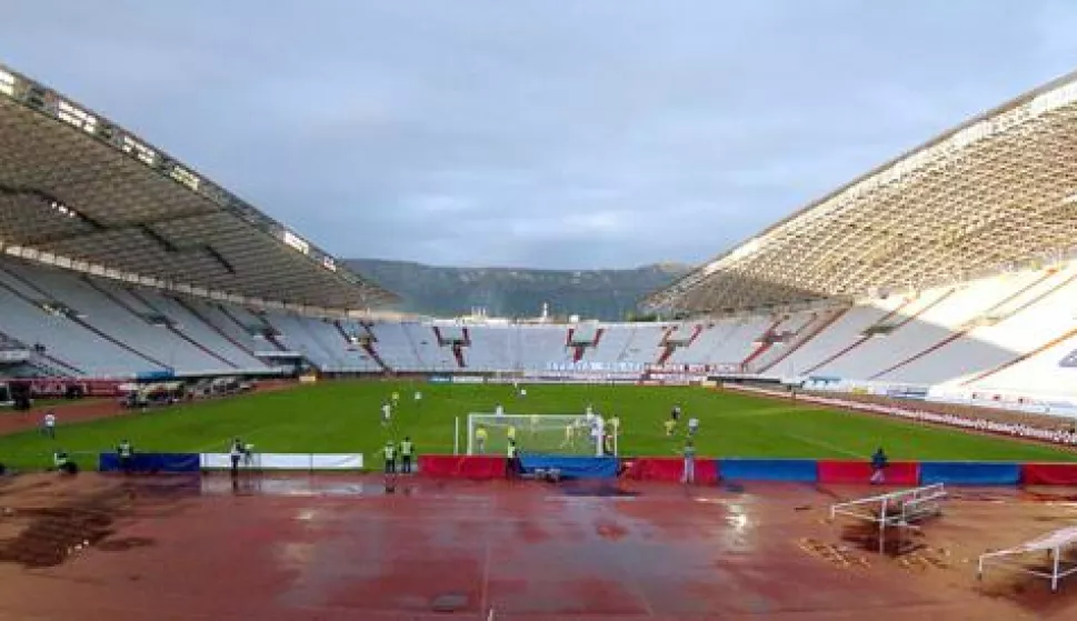 Split, 01.12.2015 - Splitski nogometni stadion Poljud proglaen je zatićenim kulturnim dobrom Republike Hrvatske, a predsjednik Uprave Hajduka Marin Brbić izrazio je nadu da će ta odluka pridonijeti obnovi toga stadiona.Arhivska fotografija Hajdukovog stadiona na Poljudu 25.2.2006. godine.foto HINA/ ik