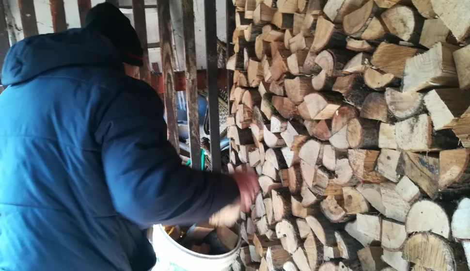 Građani već kreću u nabavku ogrjeva za sljedeću sezonu grijanja, veljača 2019.snimila Marija Lešić Omerović