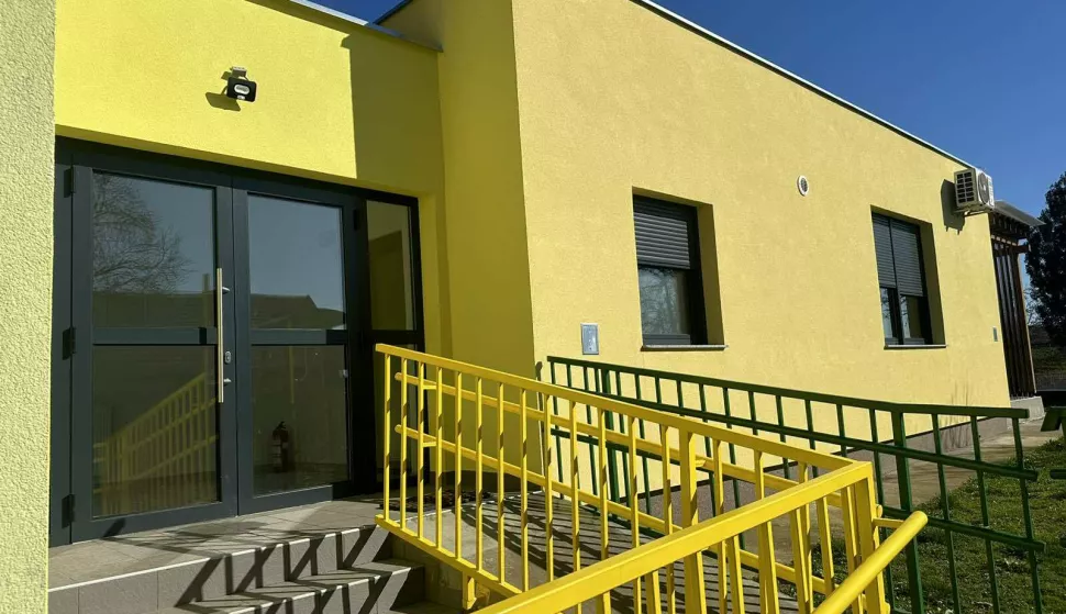 TRNAVAVelika stvar za predškolsku djecu i njihove roditelje u svih šest naselja na području Općine Trnava: njezino općinsko središte pred otvaranjem je prvog dječjeg vrtića u tom vinorodnom dijelu Đakovštine.DJEČJI VRTIĆ BOBICA2025.