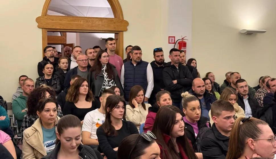 VINKOVCI"Korak u bolju budućnost" naziv je projekta Grada Vinkovaca kojim se želi mladim vinkovačkim obiteljima po iznimno povoljnim cijenama, uz popust i do čak 99 posto, omogućiti kupnja 55 građevinskih zemljišta u prigradskom naselju Mirkovcima te u četvrtima Slavija i Kanovci kojima je Grad vlasnik.ožujak 2025.