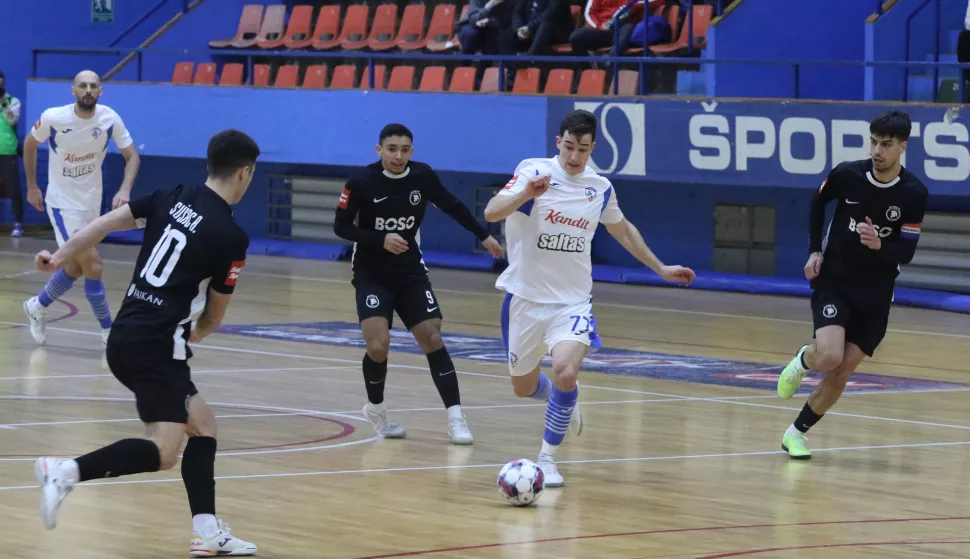 Osijek, 04. 01. 2025, SD Zrinjevac, Osijek Kandit - Aurelia Boso Futsal. SuperSport HMNL.snimio GOJKO MITIĆ