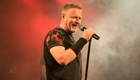 Legenda MArko Perković Thompson oduevio je tisuće ljudi u orahovačkom sredinjem gradskom parku 